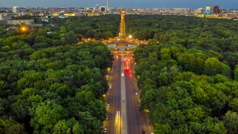 Aerial top down view of Berlin Victory Column roundabout and tiergarten park Video stock 146256550