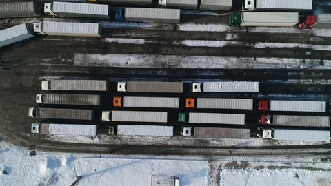 Aerial top down view: Big queue of trucks. Truck sump. HD Видео 104618113