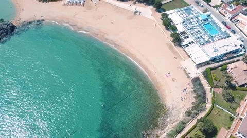 Aerial top down view of blue beach during summer near Palamos Costa Brava 스톡 동영상 246301449