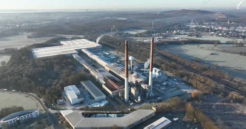 Aerial top down view on glass recycling installation industry company 스톡 동영상 301557728