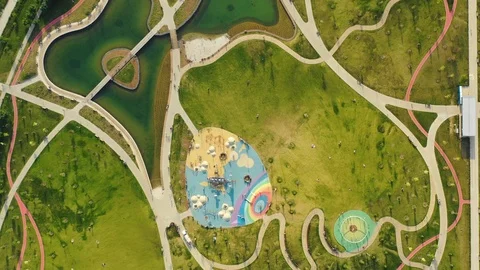 Aerial top down view of the public city park Video stock 108752123