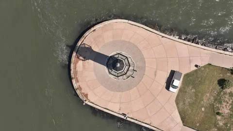 Aerial Top-Down View of Roosevelt Island Lighthouse and Walkway Stock Footage 283928777