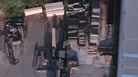 Aerial top-down view of a sawmill and logging industry site Vídeos de archivo 346367964