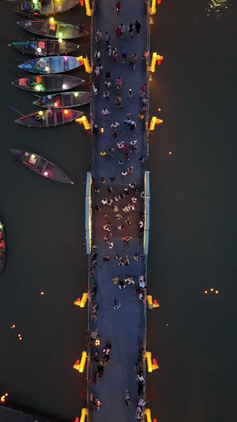 Aerial Top Down View of Tourists on Bridge During Lantern Festival in Hoi An, Stock Footage 335833018