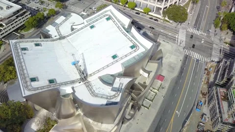 Aerial top down view of Walt Disney Concert Hall in downtown Los Angeles. Видео 160139959
