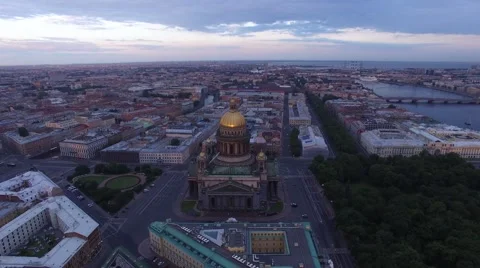 Aerial top view of first light over St.Petersburg Saint Isaac's Cathedral Video stock 65396454