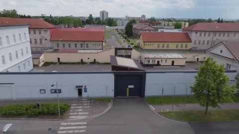 Aerial Tracking of Prison Perimeter Stockbeeldmateriaal 320149629