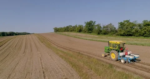 Aerial Tractor 31 库存影片 90350729