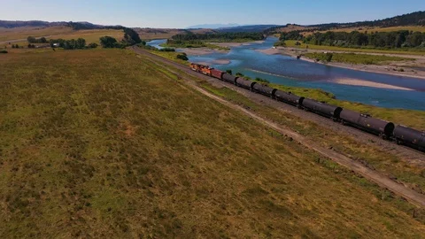 Aerial Train Yellowstone River 库存影片 117222673