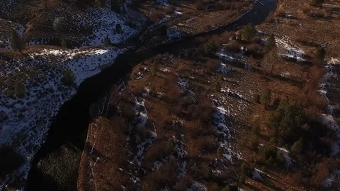 Aerial Truckee river angled forward push 動画素材 89956546
