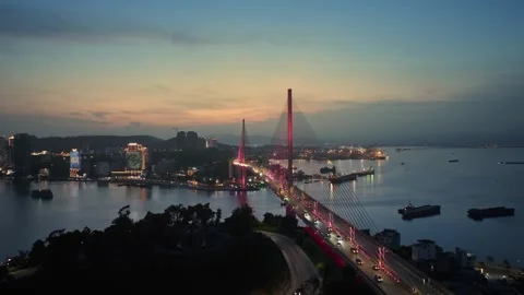 Aerial Twilight View of Bai Chay Bridge and Ha Long Bay, Quang Ninh, Vietnam Vidéo 342689050