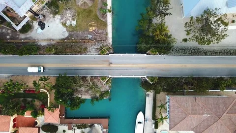 Aerial Vertical Pull Away Shot Florida Bridge 库存影片 87244534
