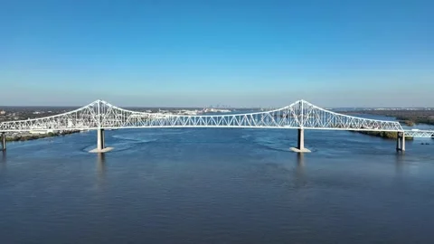 Aerial Video of Commodore Barry Bridge Видео 166716826