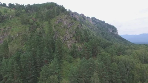 Aerial video in a mountain range, with a drone. Stock Footage 96348260