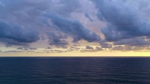 Aerial Video of Ocean Surface and Rocks from Top View 库存影片 341233064