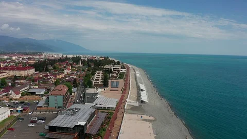 Aerial video shooting. Panoramic view of Imeretinsky resort. black sea in Sochi. Vidéo 109201862