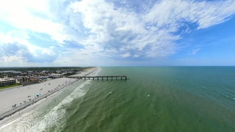 Aerial video St Johns County Ocean Pier St Augustine Florida Vídeo Stock 337917135
