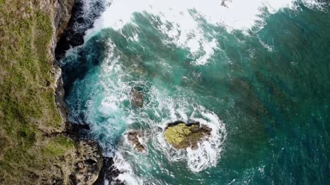 Aerial video of waves flowing in the ocean Stock Footage 292198537