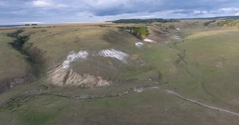 Aerial View. 4К Flight over the beautiful hills Stockbeeldmateriaal 73384922