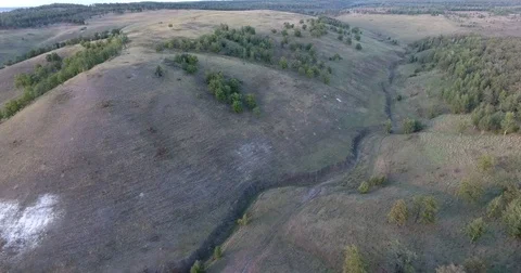 Aerial View. 4К Flight over the beautiful hills and ravines Stockbeeldmateriaal 73506936