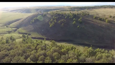 Aerial View. 4К Flight over the beautiful hills Stockbeeldmateriaal 73982566