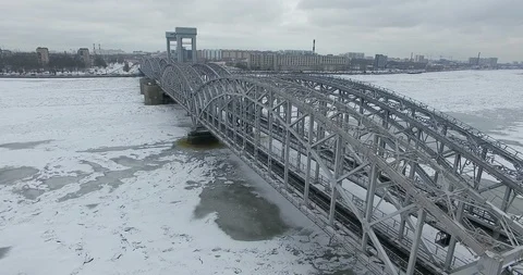 Aerial view. 4K OLD BRIDGE PETERSBURG. Flying on a quadcopter. Winter Video stock 103644089