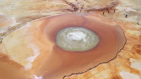 Aerial View of Aikeng Spring &amp;quot;Eye of the Devil&amp;quot; in Mangya Vidéo 342152813