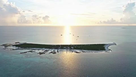 Aerial view of Alacranes Reef at sunset, Mexico. Stock-Footage 284848863
