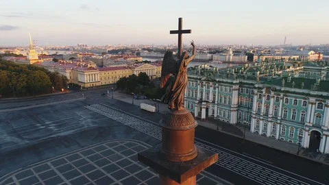 Aerial view on Alexander column and Palace Square in Saint-Petersburg in Russia. Stock Footage 89155254