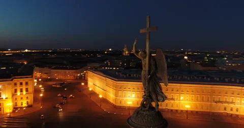 Aerial view on Alexander column and Palace Square in Saint-Petersburg in Russia Stock Footage 106666089