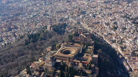 Aerial view of of Alhambra, castle/palace complex - city Granada, Spain, Europe Vidéo 101603469