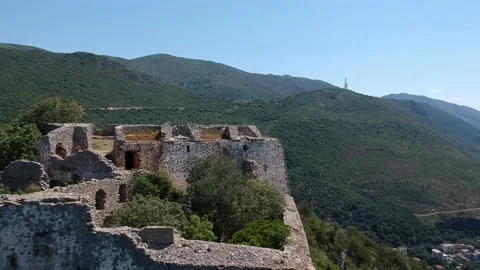 Aerial view of Ali Pascha castle overloking the entire bay of Parga, Epirus G Stock Footage 153168293