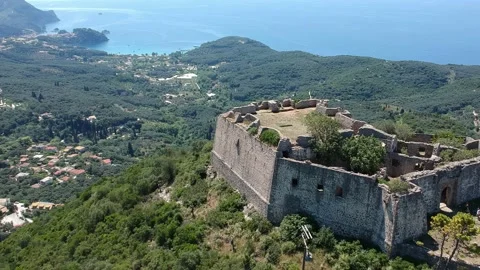 Aerial view of Ali Pascha castle overloking the entire bay of Parga, Epirus G Stock Footage 153177348