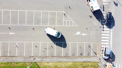 Aerial view Ambulance training exercise for Covid19 pandemic emergency Vídeos de archivo 144111661