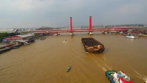 Aerial View of Ampera Bridge Over the River in Palembang Video stock 128096896