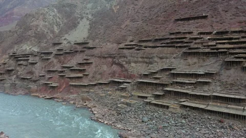 Aerial View of Ancient Salt Drying Terraces in Yanjing, Tibet Vídeos de archivo 344884324