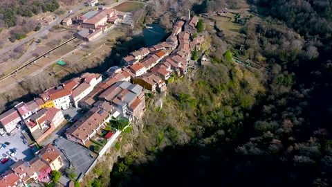 Aerial view of the ancient town Castelfollit de la Roca, Spain. Stock Footage 285104028