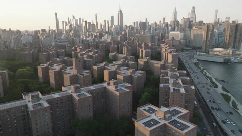 Aerial view of an apartment complex in New York City Stock-Footage 287694889