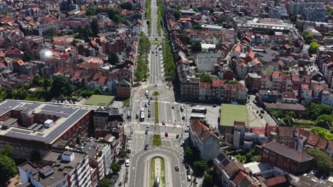 Aerial view around the downtown in the city Brussels in Belgium Vídeos de archivo 336167553