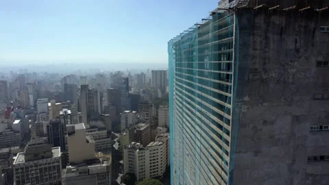 Aerial view around the exterior of the Edifício Copan building, in Sao Vidéo 236895809