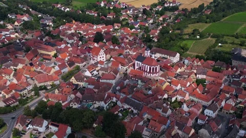Aerial view around the old town of Dettelbach Vídeos de archivo 305563786