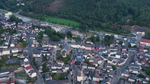 Aerial view around the old town of Naila Vídeo Stock 305574671