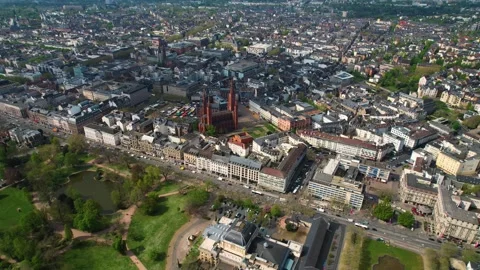 Aerial view around the old town of the city Wiesbaden Vídeo Stock 307180944