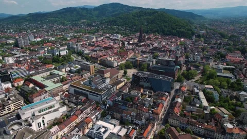 Aerial view around the old town of the city Freiburg im Breisgau 库存影片 308289917