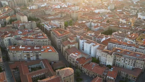 Aerial view around the old town of the city  Salamanca in  Spain Vidéo 336917029