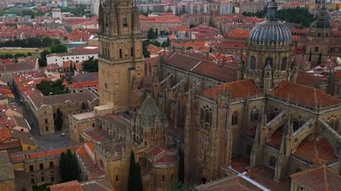 Aerial view around the old town of the city  Salamanca in  Spain Vídeos de archivo 336917258
