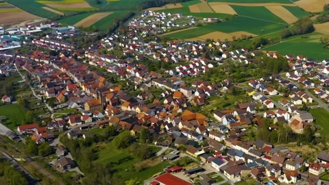 Aerial view around the old town of the city  Zaisenhausen in Germany 库存影片 337318270