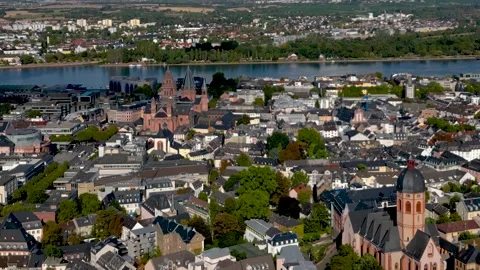 Aerial view around the old town of the city Mainz am Main river 库存影片 337321842