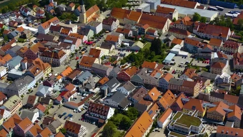 Aerial view around the old town of the city Kelheim in Bavaria 库存影片 337449528