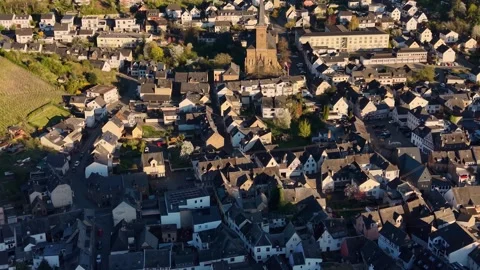 Aerial view around the old town of the city Treis-Karden Vídeo Stock 339796745